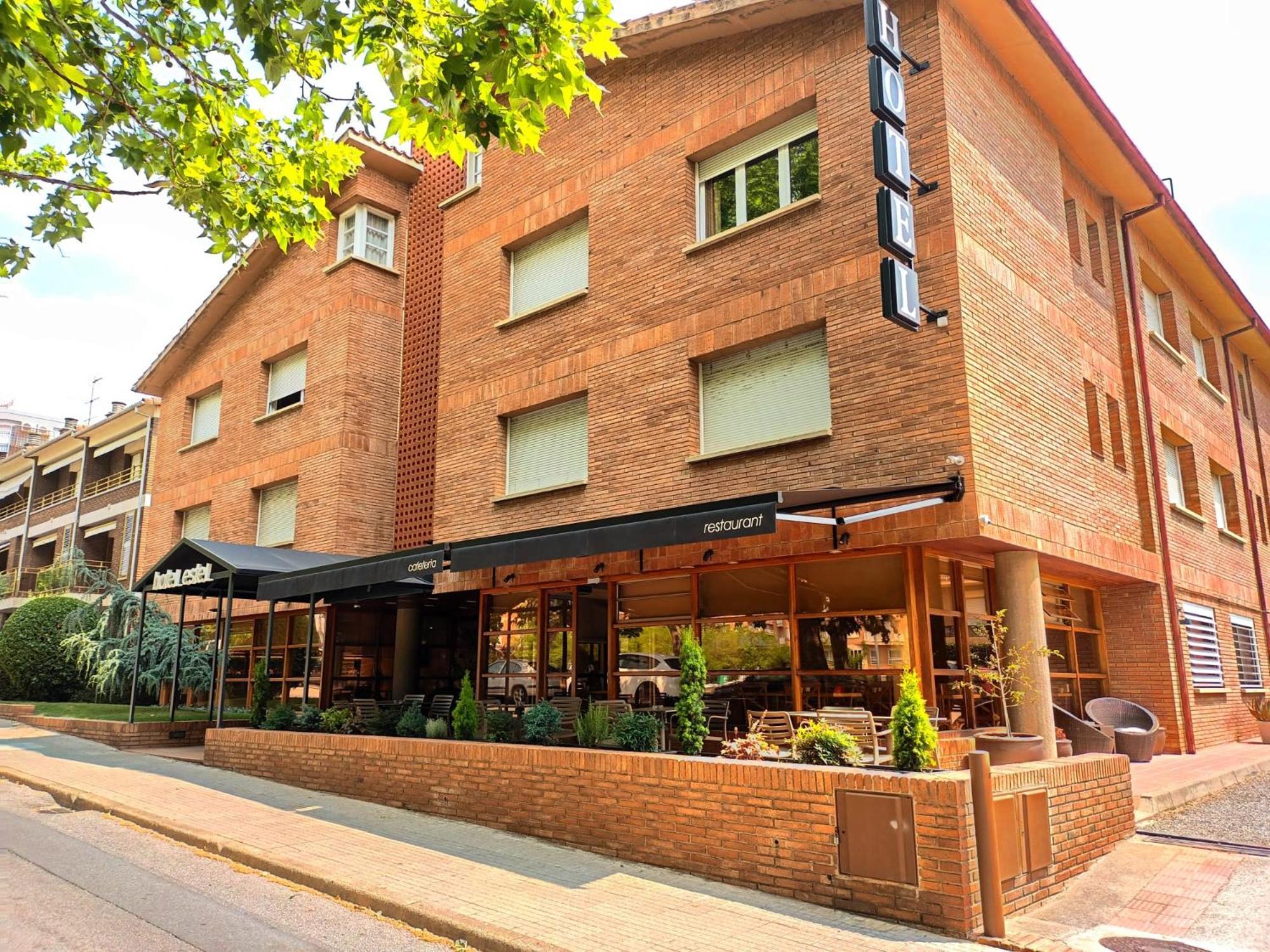 Hotel Estel Berga Exterior foto
